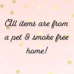 Pet and smoke free home! Pets are kept outside.